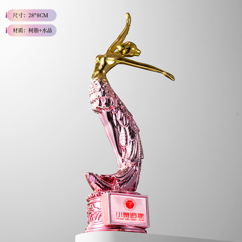 컬러풀한 핫 아이템 10