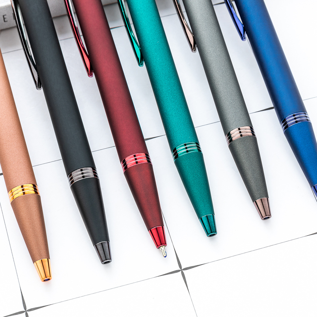 Nuevo bolígrafo de prensa puede imprimir logotipo hotel corporativo publicidad bolígrafo de regalo multicolor metal bolígrafo mayorista