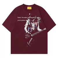 Дизайн футболка с коротким рукавом, oversize, американский стиль, тренд сезона