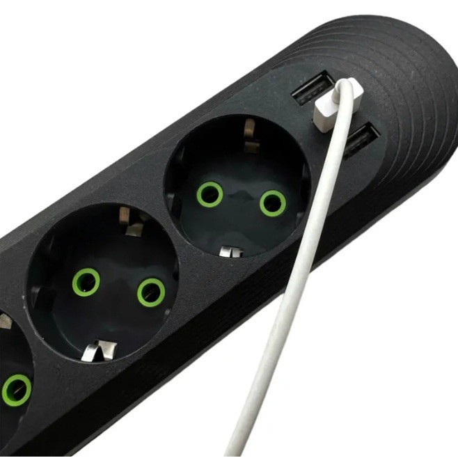 Ventas en caliente de Rusia enchufe europeo comercio exterior cable de extensión de alimentación USB enchufe transfronterizo al por mayor