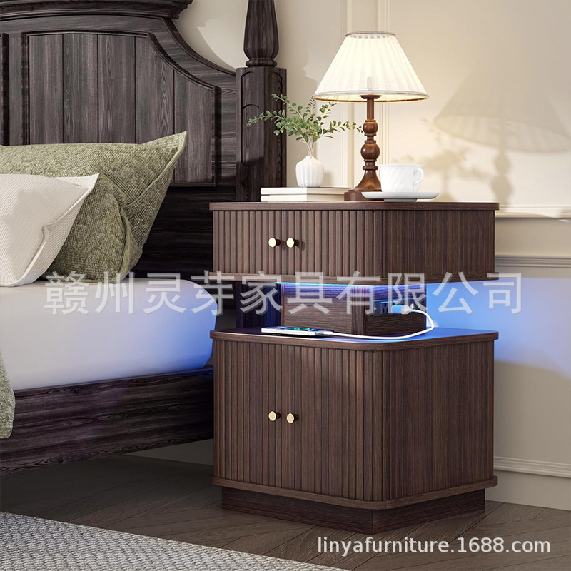 Mesita de noche personalizada transfronteriza con luces LED, recargable, pequeña, sencilla, moderna, para el hogar