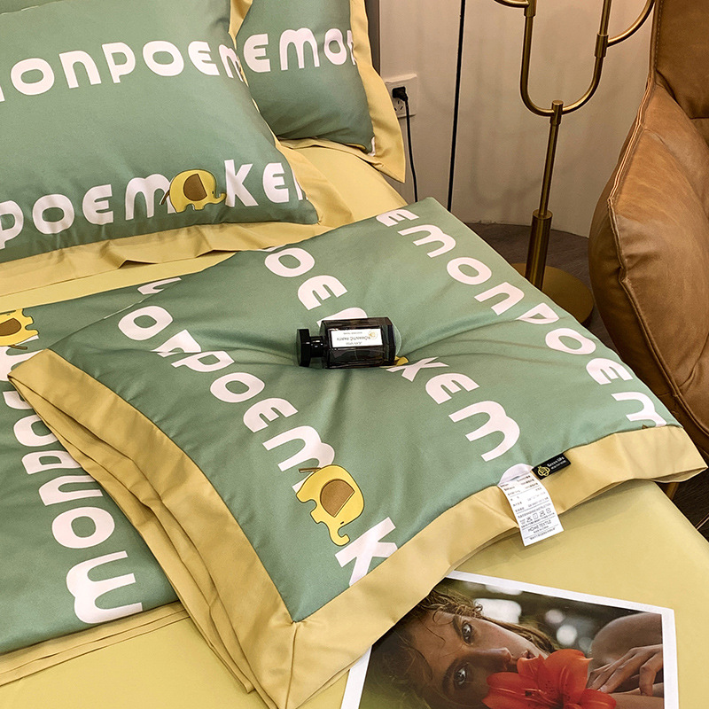 新款天丝夏被四件套可水洗天丝夏凉被单双人裸睡空调被芯礼品被子