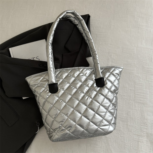 2026Ů�����¿�W�p���θ���������ذ��r��Ůʿ�μ���޷����ذ�