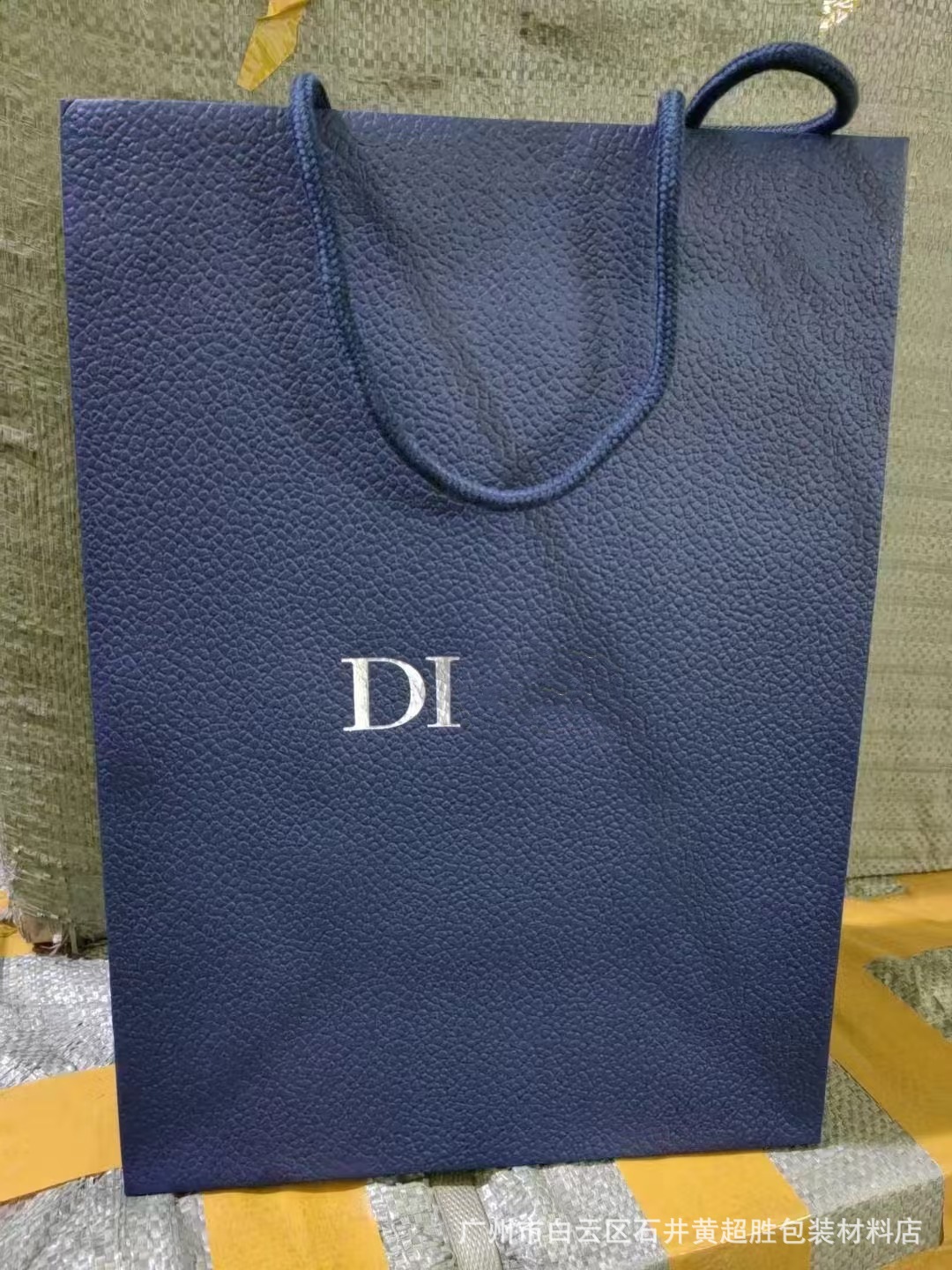 62c297cb2d409c3690d0ee164fd860