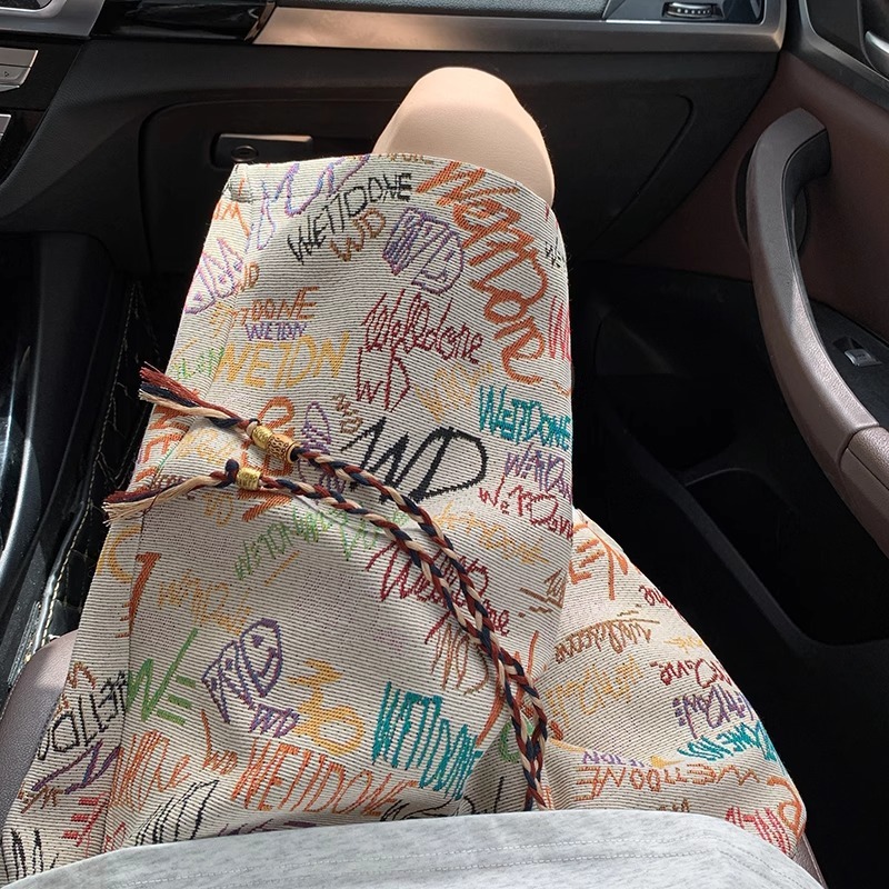 Retro Graffiti Knitted Shorts For Men Loose Summer Beach Pants_voghion.com