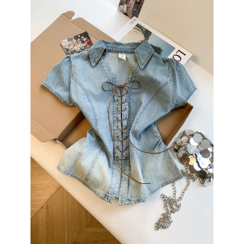 American Retro Light Blue Lace-Up Denim Short-Sleeved Shirt for Women, Summer Style, V-Neck, Waist-Cinching, Slimming, Hot Girl Design Top