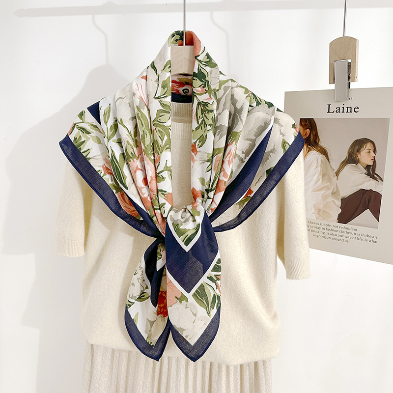 Japón y Corea del Sur nicho de diseño estilo pastoral flor floral impresión bufandas de seda 90 personaje bufandas cuadrada de viaje fuera de la toalla cuadrada