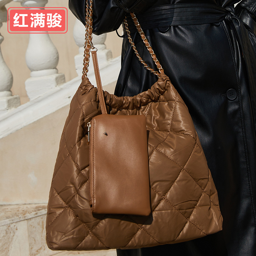 Soft Space Cotton Rhombic Bucket Bag Women's Simple Nylon Shoulder Bag Large Capacity Down Cotton Crossbody Bag