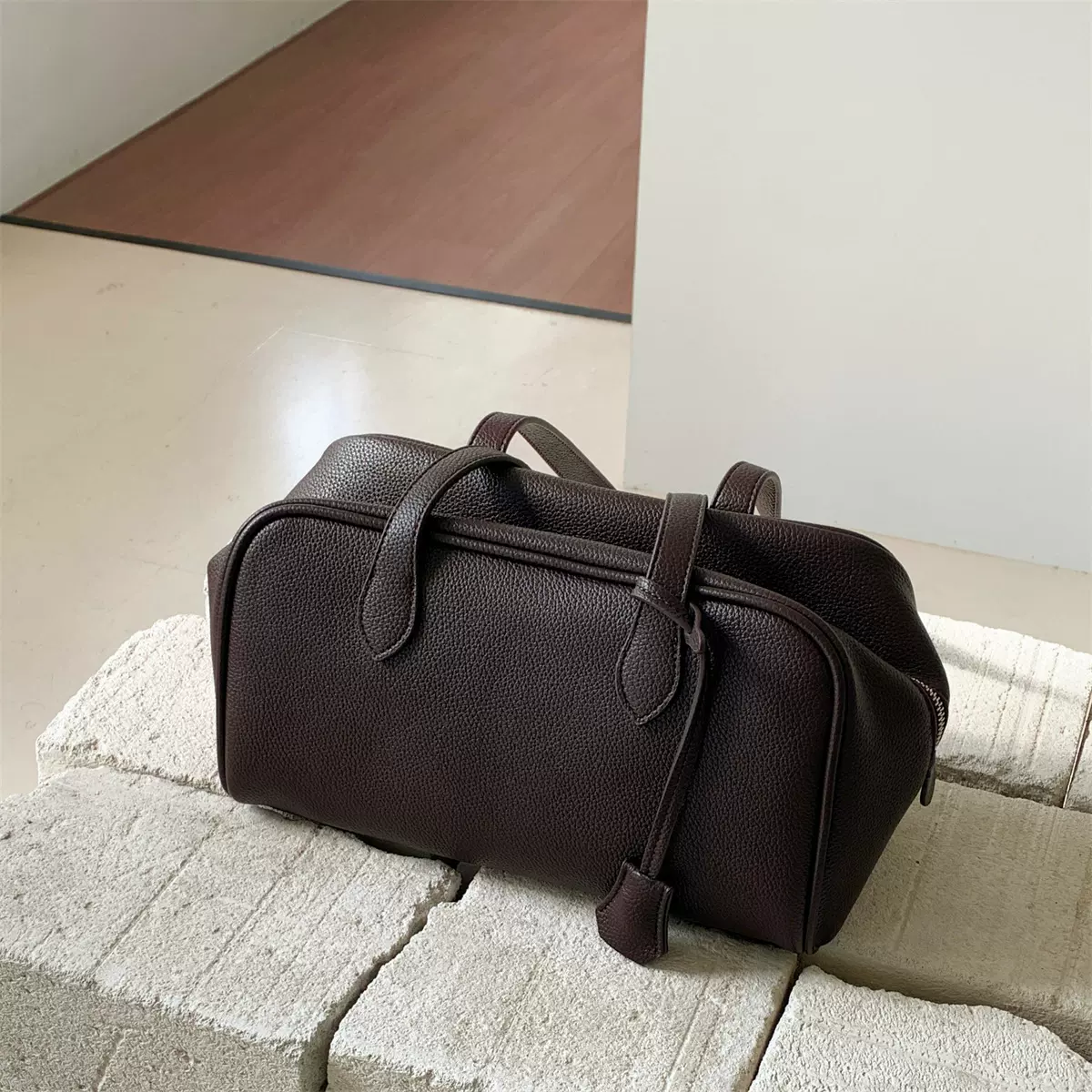 新款简约波士顿包小众潮流手提腋下包高级感百搭PU皮通勤单肩包女