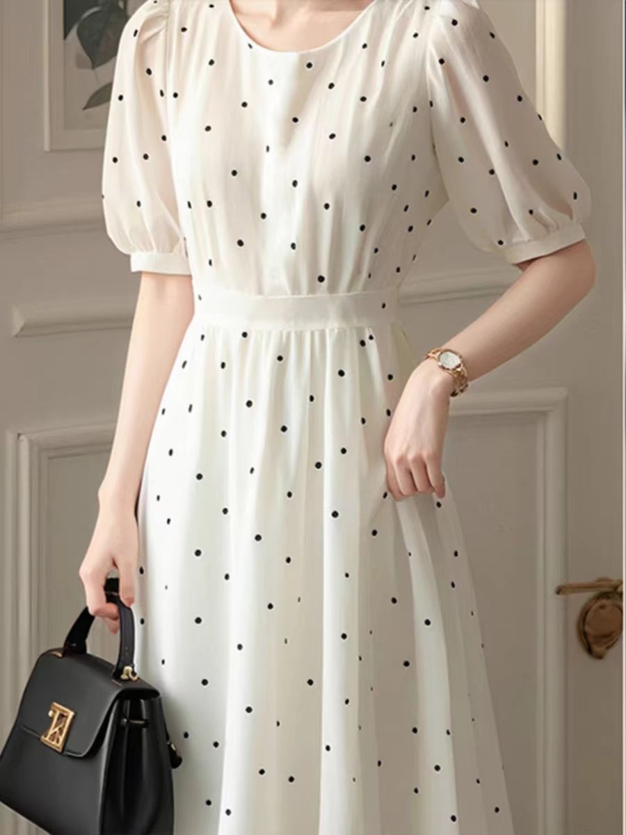 Đầm maxi nữ thắt eo chất liệu voan chấm bi trắng kiểu Pháp — Điểm sóng trắng