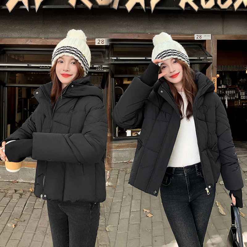 Ropa de pan gruesa, ropa de algodón corta de pluma, ropa de algodón femenina coreana suelta, chaqueta de algodón para estudiantes de otoño y invierno en moda