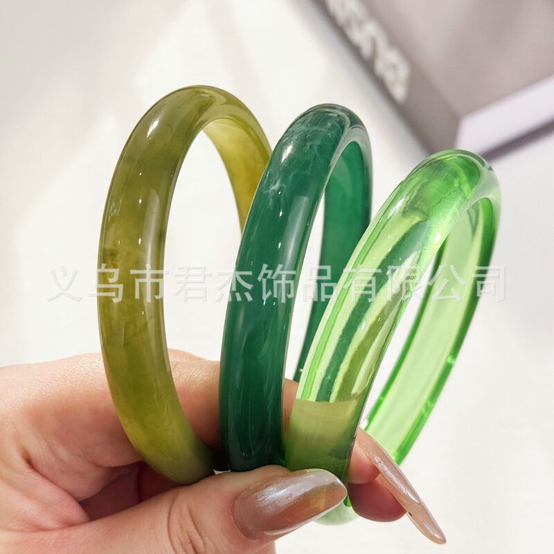 Cross-Border Popular Fashion and Stylish 3-Piece Green Bracelet Women's Resin Bracelet Set Versatile and Atmospheric Women's Hand Jewelry Cross-Border Popular Fashion and Stylish 3-Piece Green Bracelet Women's Resin Bracelet Set Versatile and Atmospheric Women's Hand Jewelry