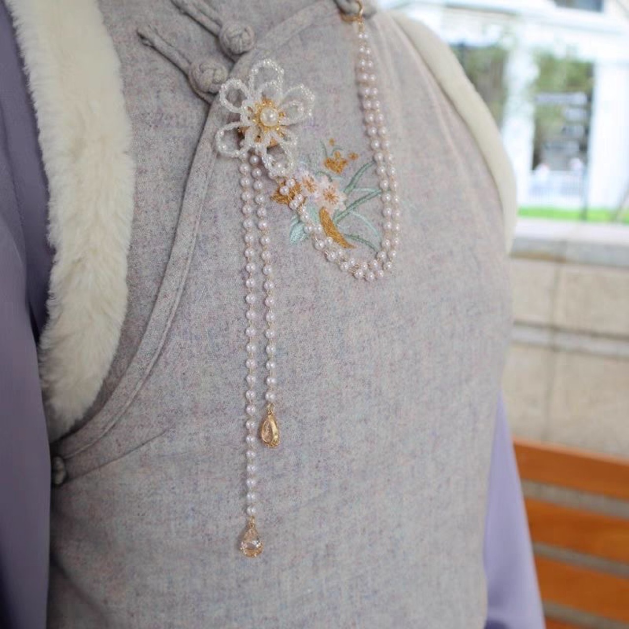 Xinghe Vintage Republic of China Style Cheongsam Pressing Flap Pearl Flower Crystal Tassel Pendant Pendant Pin Pin Corsage Brooch