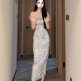 微胖mm新中式国风吊带旗袍裙女夏季2026大码素雅印花修身包臀长裙