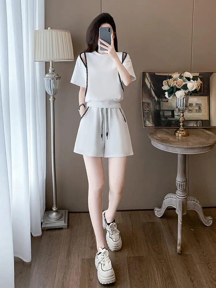 Warm Maple Black Sports Casual Suit Women, Summer 2026 New Style, Youthful Stylish, Petite And Plus Size Shorts For_ecoleips.com