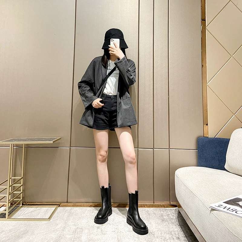 Ботинки Martin с толстой подошвы женщины 2024 новые дикие каблуки английский стиль сигаретная труба Челси короткие ботинки женские весенние и осенние ботинки