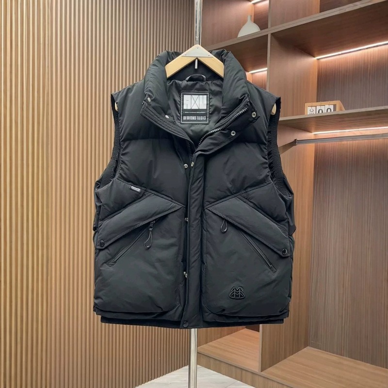 2026 New Men's Down Vest, Stylish and Warm, Autumn and Winter Trendy Casual Cold-Proof Waistcoat Wholesale