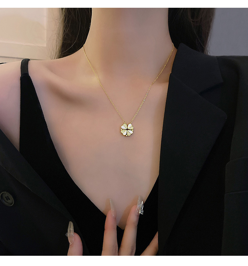 Fashion Flower Titanium Steel Plating Zircon Pendant Necklace 1 Piece