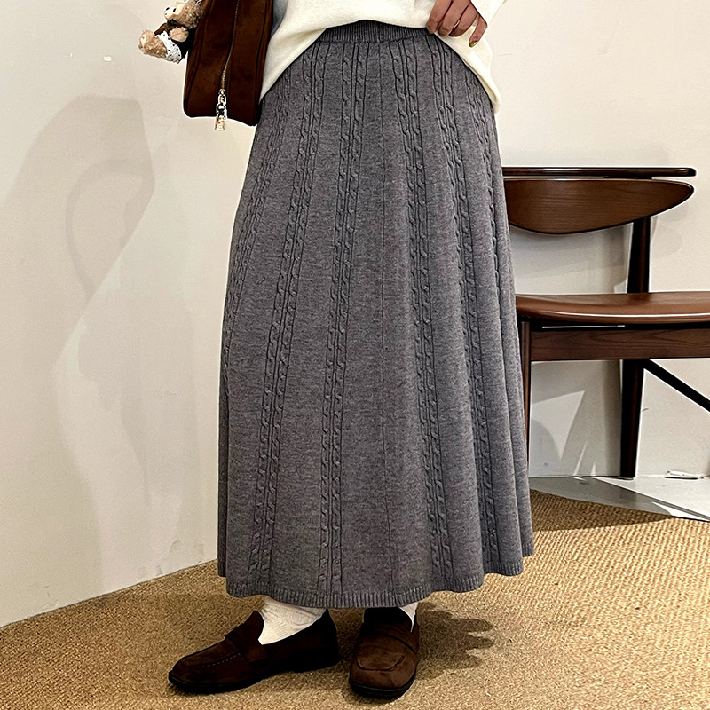 大码女装宽松直筒麻花半裙女伞裙2025冬胖mm百搭休闲半身裙23331