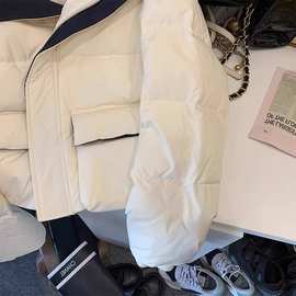 韩版白色连帽棉服女冬季2024新款面包服设计感小众大口袋夹棉外套