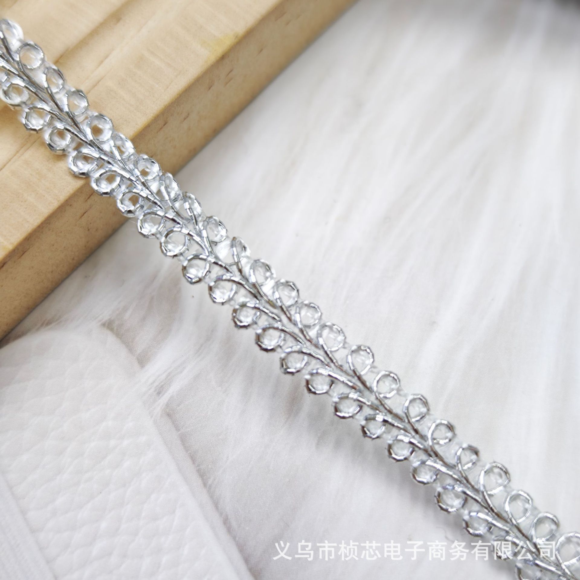 0.8cm*silver