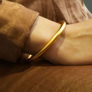 �¿Ʒ���©�A�����б�ɫ�ò���ɫԽ��ɳ���֭h��ɫ���CŮ��Ʒ