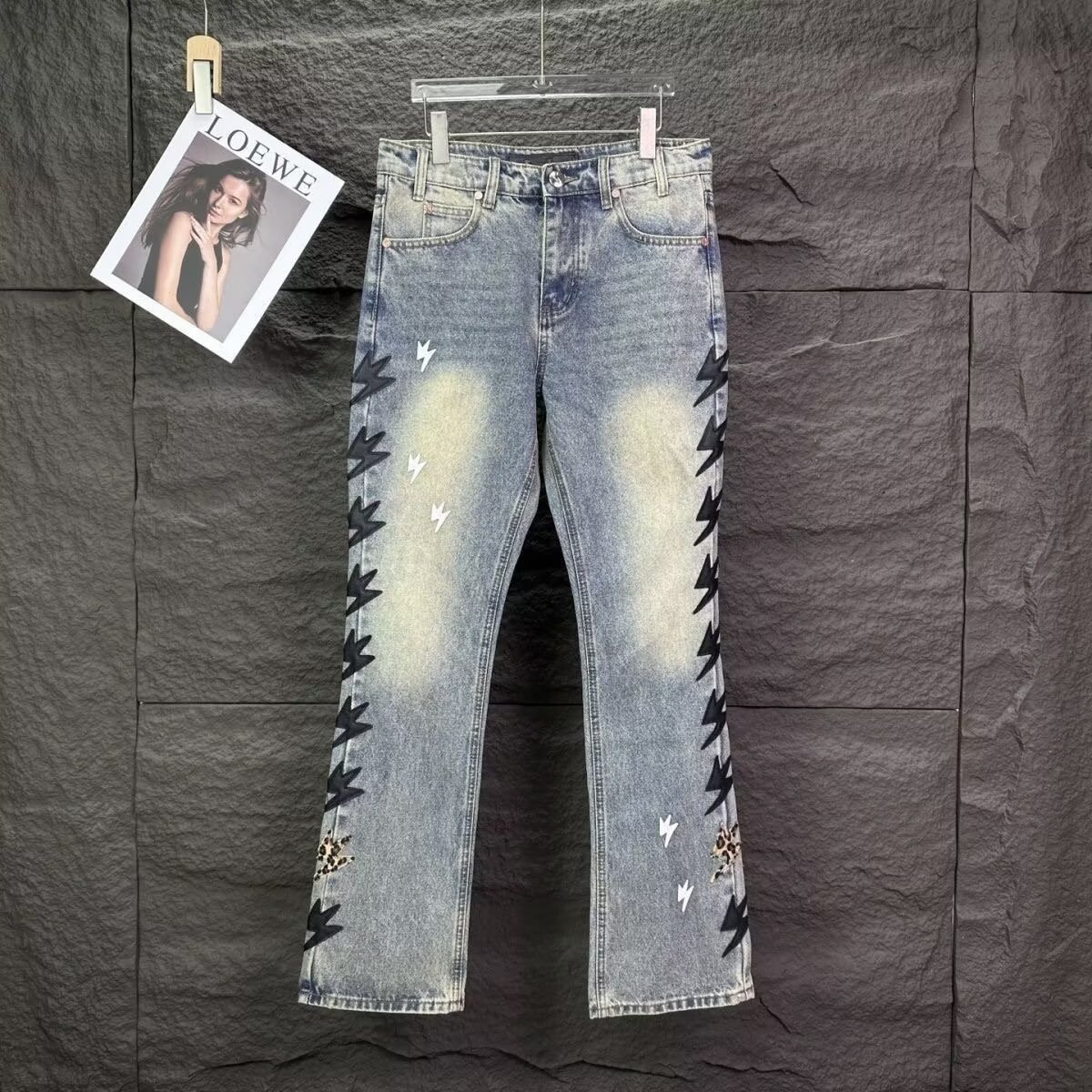 8803 / S(28)