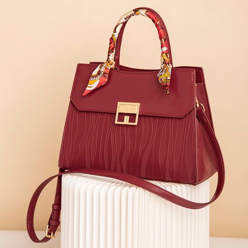 Red Handbag for Women, Mother's Wedding Bag  New Model, High-End, Mid-Age Lady Shoulder Bag, Grandmother's Crossbody Bag for Women