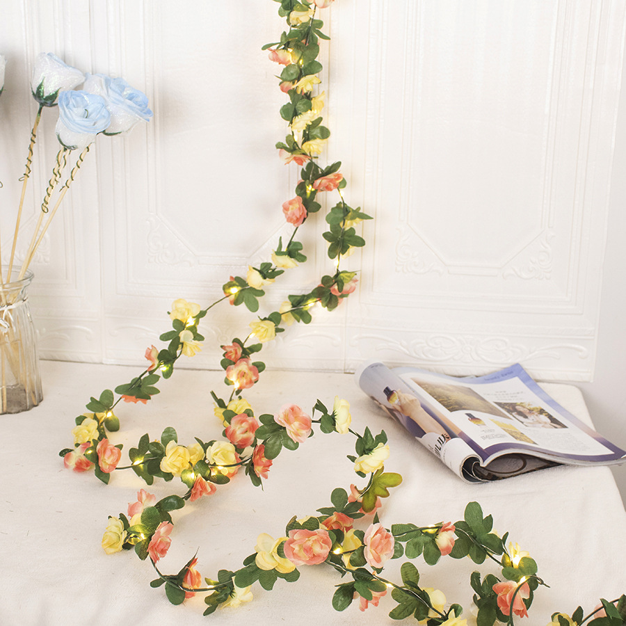 Simulación rosa lámpara de ratán decoración de ratán hotel de flores enrollado falso arte floral seda luz de colores luz intermitente decoración luz de alambre de cobre