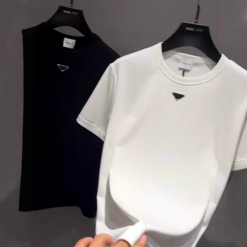 This Summer's New Trendy Fashion Brand Metal Triangle Logo Fashion Round Neck Short-Sleeved Breathable Casual T-Shirt for Men