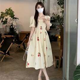 大码胖新款收腰气质春夏秋过膝仙女裙法式遮肚显瘦方领连衣裙