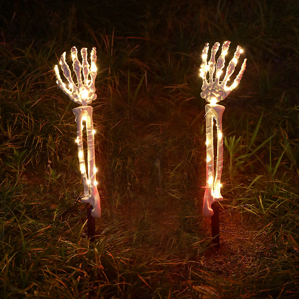 Inserción de Halloween de mano luminosa esqueleto conjunto de accesorios de decoración de patio LED de mano luminosa inserción