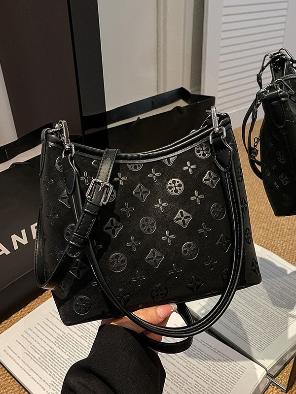 (Cross-border trading), fashionable retro capacious universal one-shoulder bag