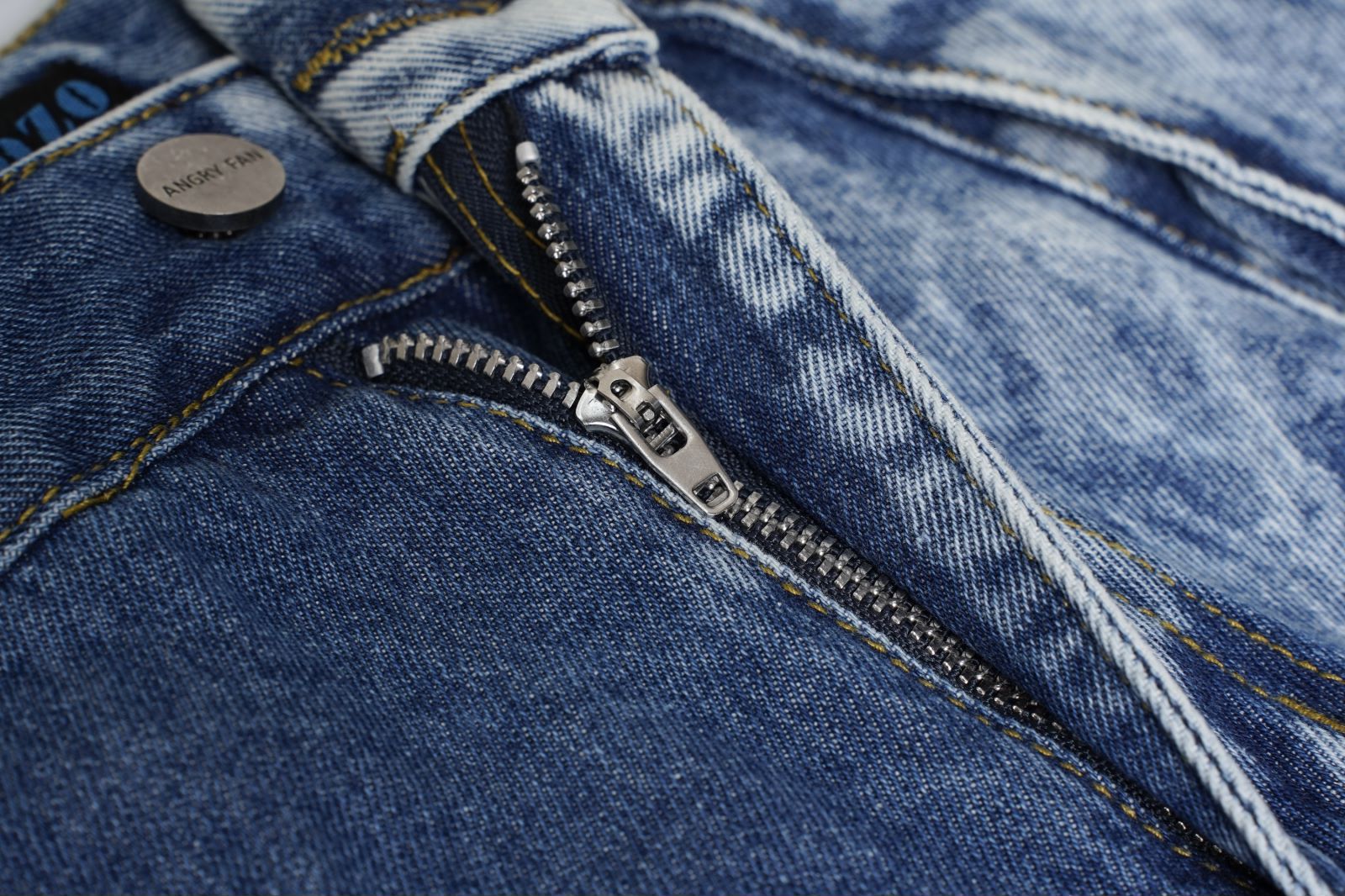 Abbigliamento maschile 2024 autunno nuovi prodotti foto reali pantaloni in denim lavato multitasche alla moda high street personalità_voghion.com