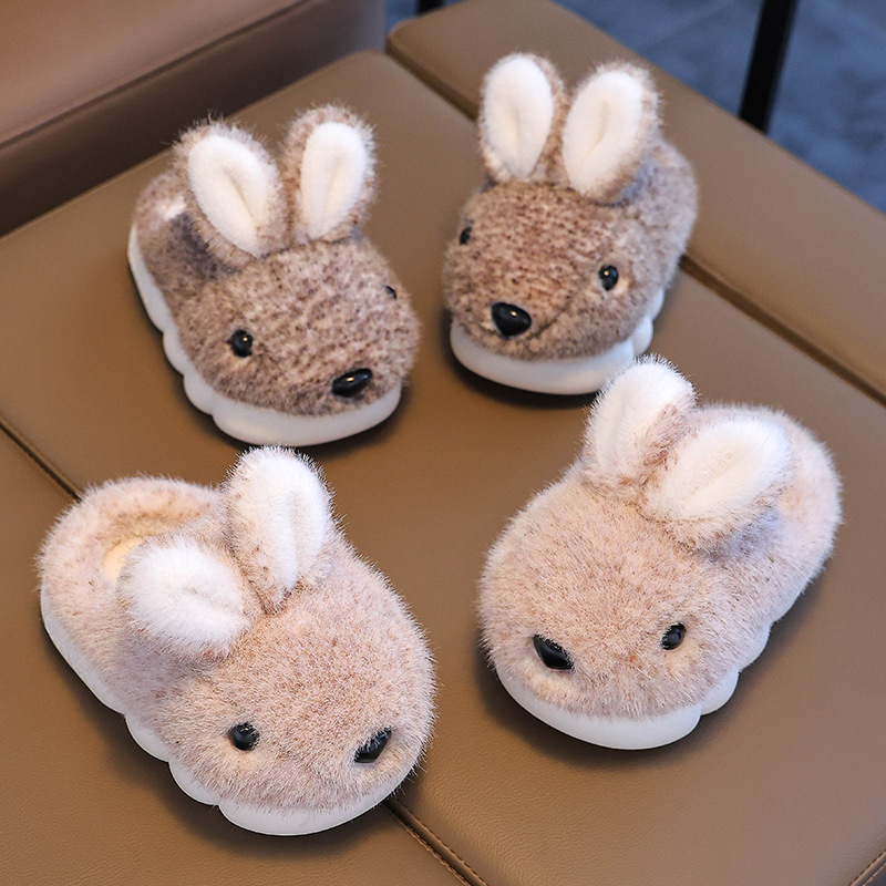 2024 nuevas zapatillas de algodón para niñas de invierno para el hogar antideslizantes para niñas cálidas y lindas zapatillas de algodón con bolsos para niños de felpa
