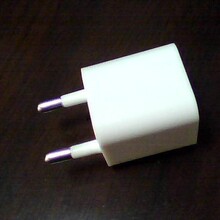 苹果三代欧规手机充电器外壳
