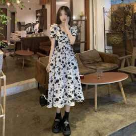 法式玫瑰碎花连衣裙女装闺蜜装夏季小众气质收腰显瘦裙子