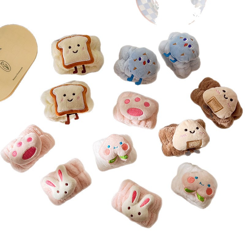 Pulseras de muñeca de pelúcia para lavar la cara niñas absorción de sudor maquillaje peludo muñeca impermeable manga pulseras de dibujos animados