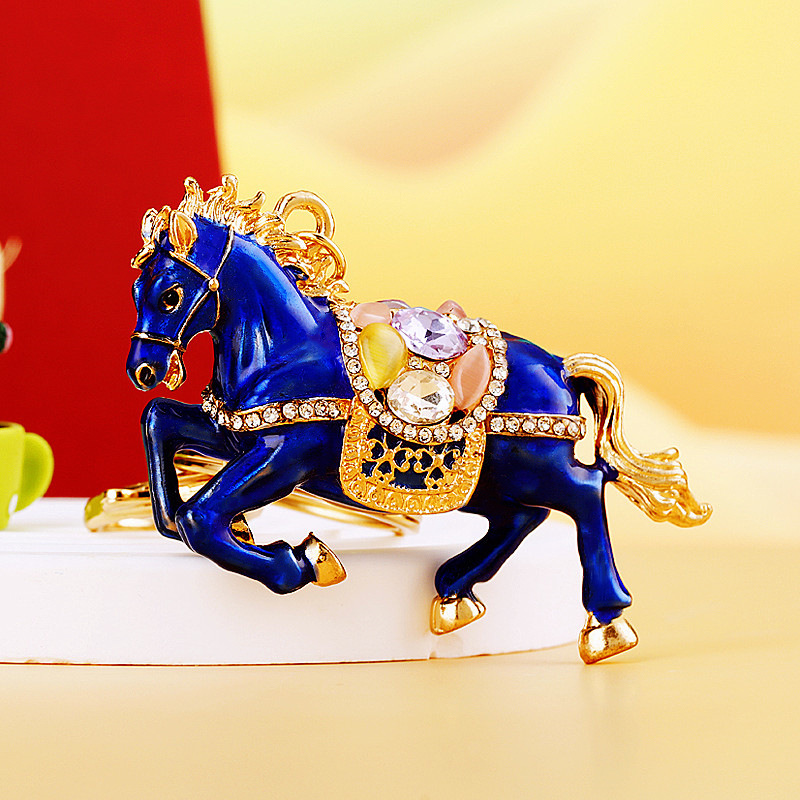 新しい中国式のダイヤモンドの生肖の馬の車のキーホルダーの金属のかわいい男女のカバンの掛け金のキーホルダーの贈り物|undefined