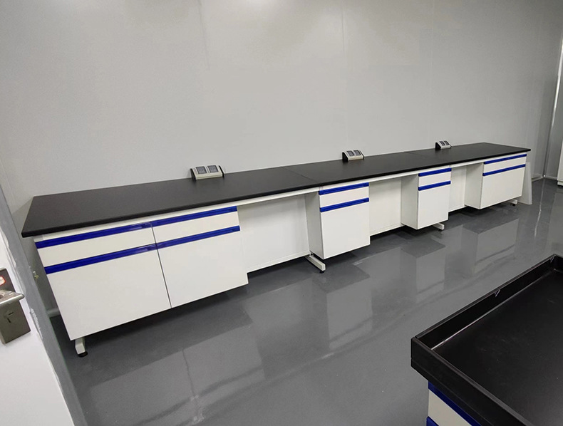 17f2ba5bd4168f2d7faf30ad6ac590