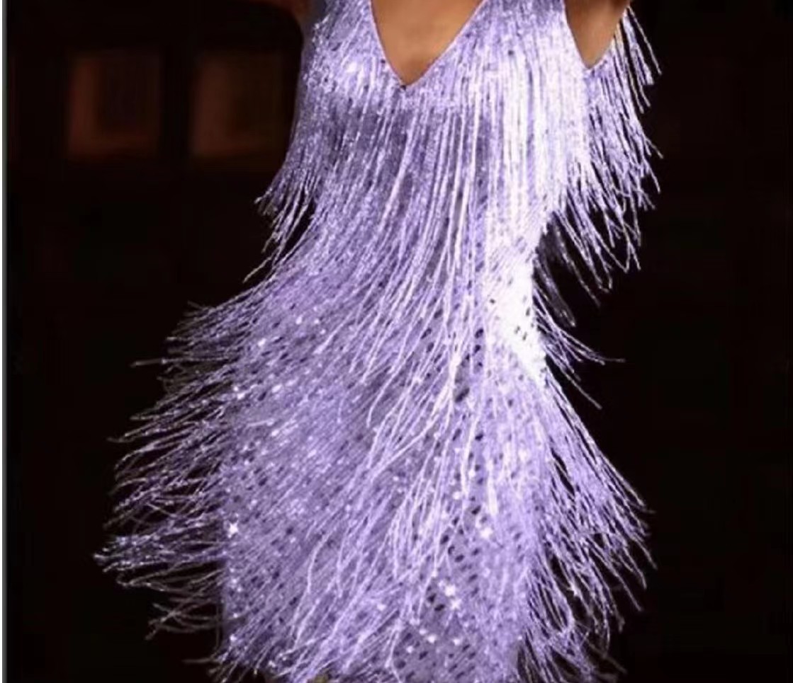 Abito con frange da donna elegante vestito per eventi estivi_voghion.com