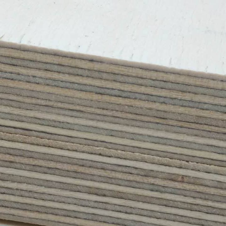 Los fabricantes venden al por mayor tablero multicapa impermeable y resistente al desgaste de 2-25mm, tablero completo, madera contrachapada de ancho ancho E1 para construcción marina