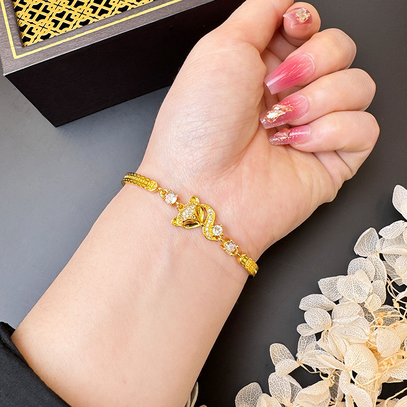 Luz de lujo pequeño zorro collar pulsera oro de arena vietnamita micro anillo de diamantes femenino popular retro nicho joyería suministro