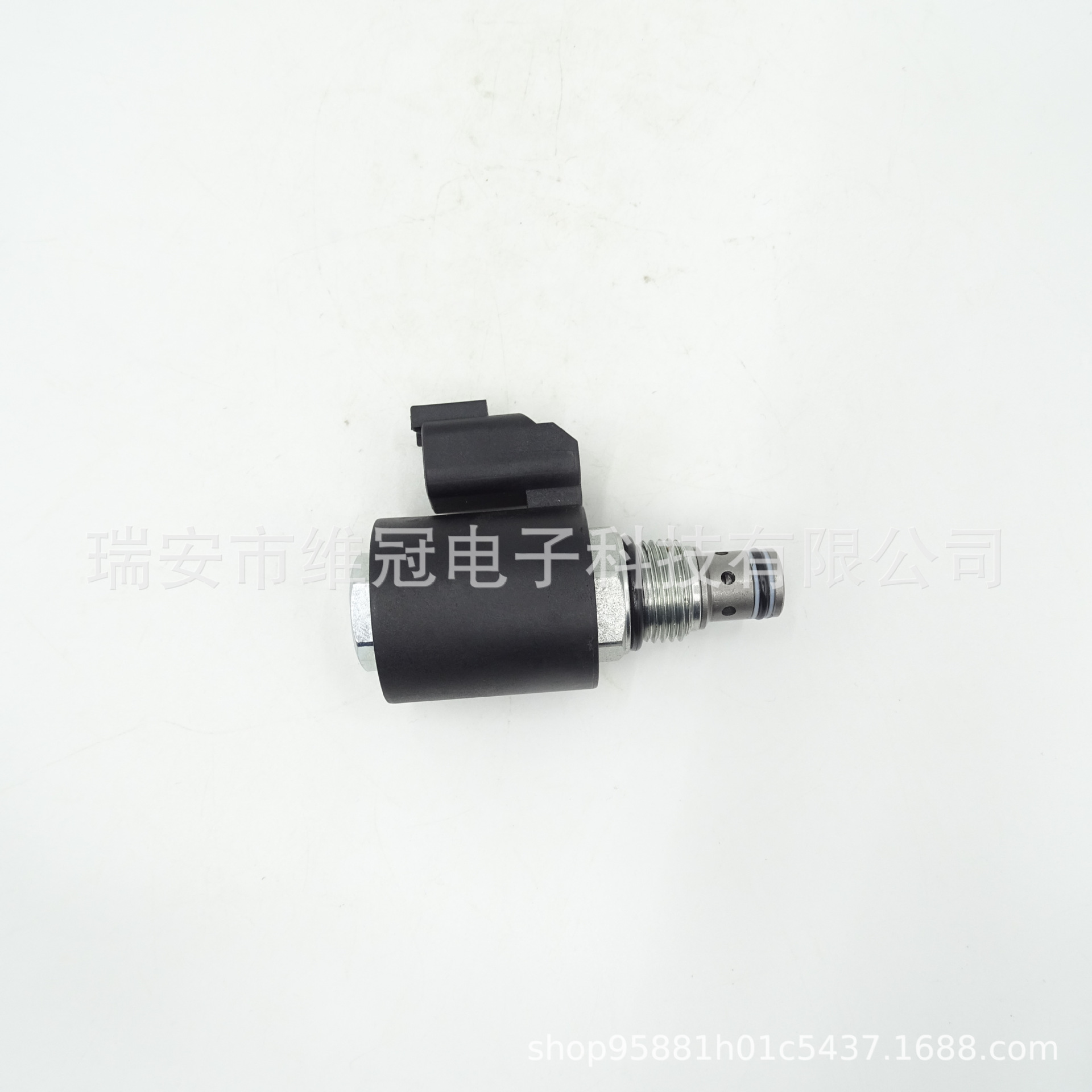 87701329 12V电磁阀装载机 B90B B95B B95C B110B