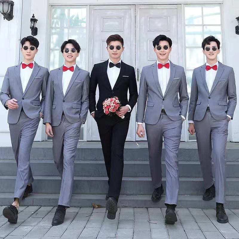 スーツの男性のスーツの連れ合いの服の兄弟のスーツの新郎の結婚のキスのドレスのベストのシャツのズボンの3つのセット|undefined
