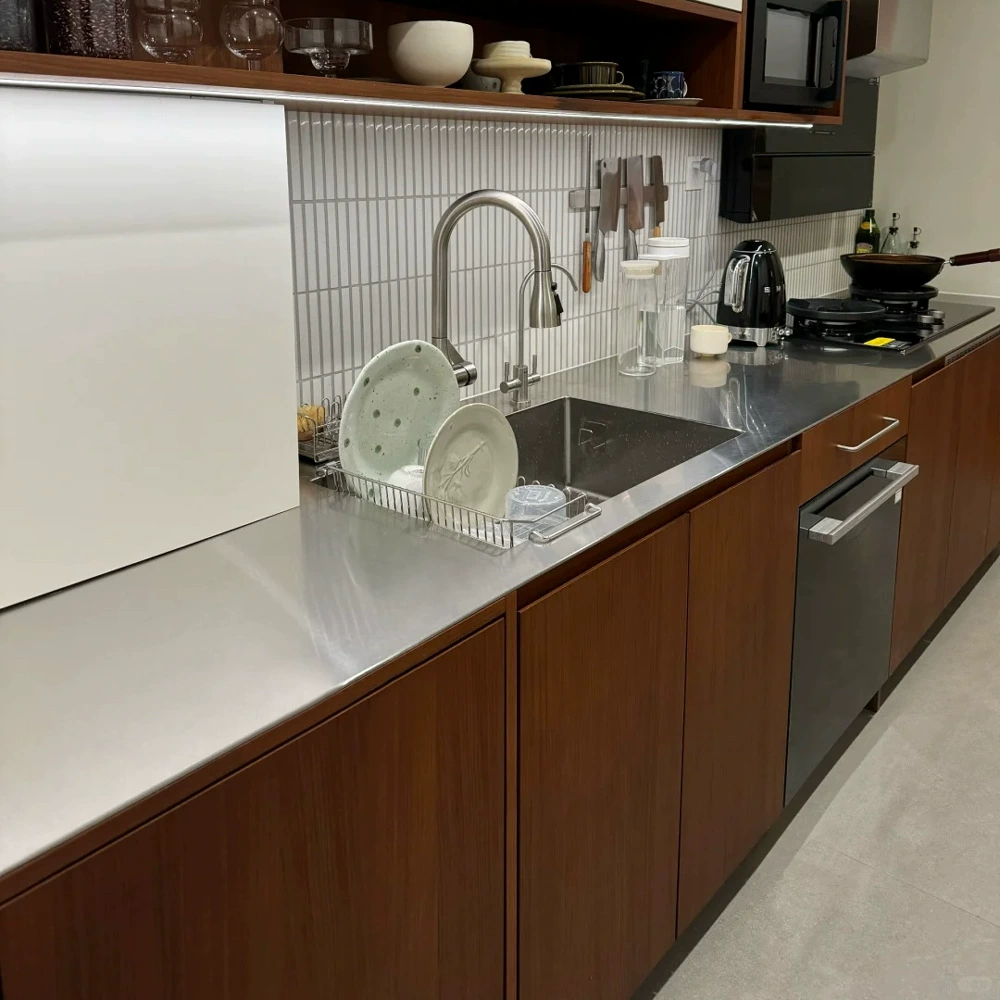 Повседневная доступная роскошь: нержавеющая сталь 5 мм, цельная раковина для шкафа, встроенная сварная столешница, устойчивая к царапинам, обеденный стол, барная столешница.