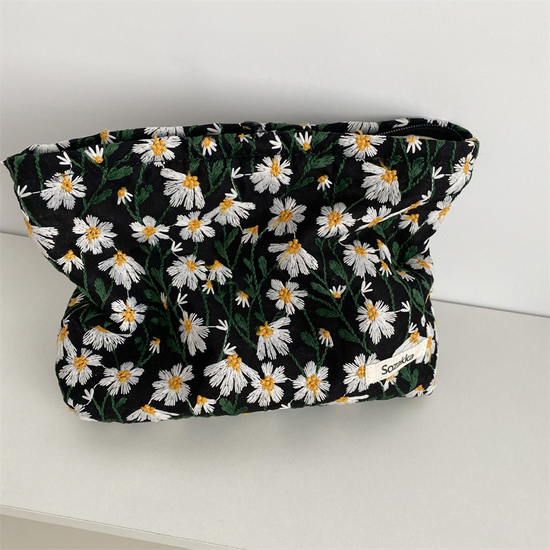 Femmes Toutes Les Saisons Coton Fleur Élégant Carré Fermeture Éclair Trousse De Maquillage Sac Carré display picture 5