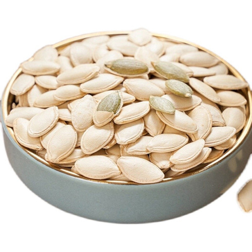 Bagged boiled and roasted new crop pumpkin seeds wholesale, nuts and roasted goods, full-grained, paper-packaged raw pumpkin seeds with original flavor.