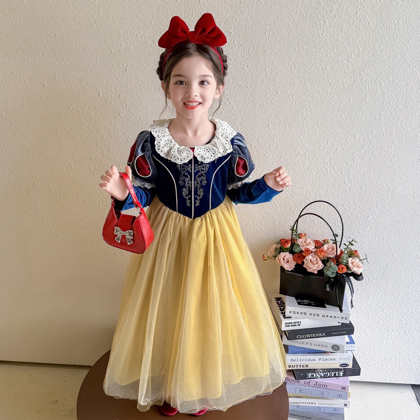 Vestido de niña otoño 2025 nuevo estilo extranjero vestido de Blancanieves para niños falda de mangas largas bebé