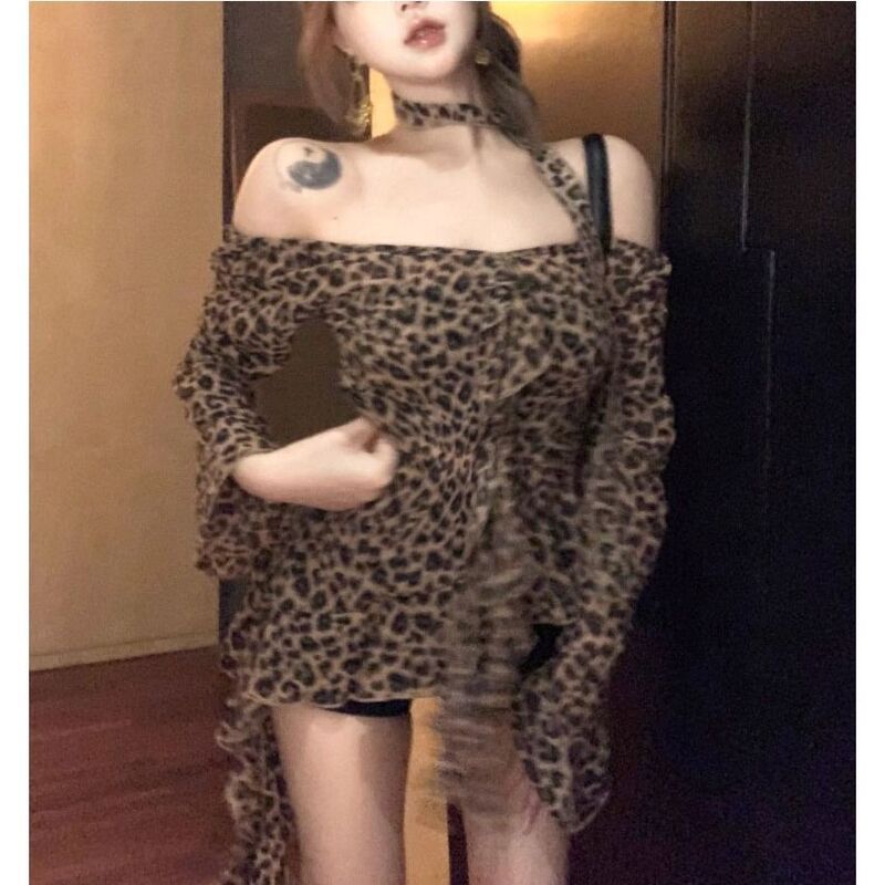 2025 New American Hot Girl Style Leopard Print Waist Shirt Women's Autum Design Ribbon One-Shoulder Long-Sleeved Top